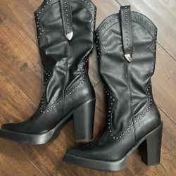 Black Widow Dolls  Kill  Cow Girl Boots Size 8 