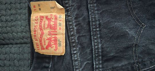 Levi's 501 Dark Wash Jeans W32 L30