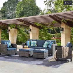 Brand New Patio Outdoor Furniture Set 