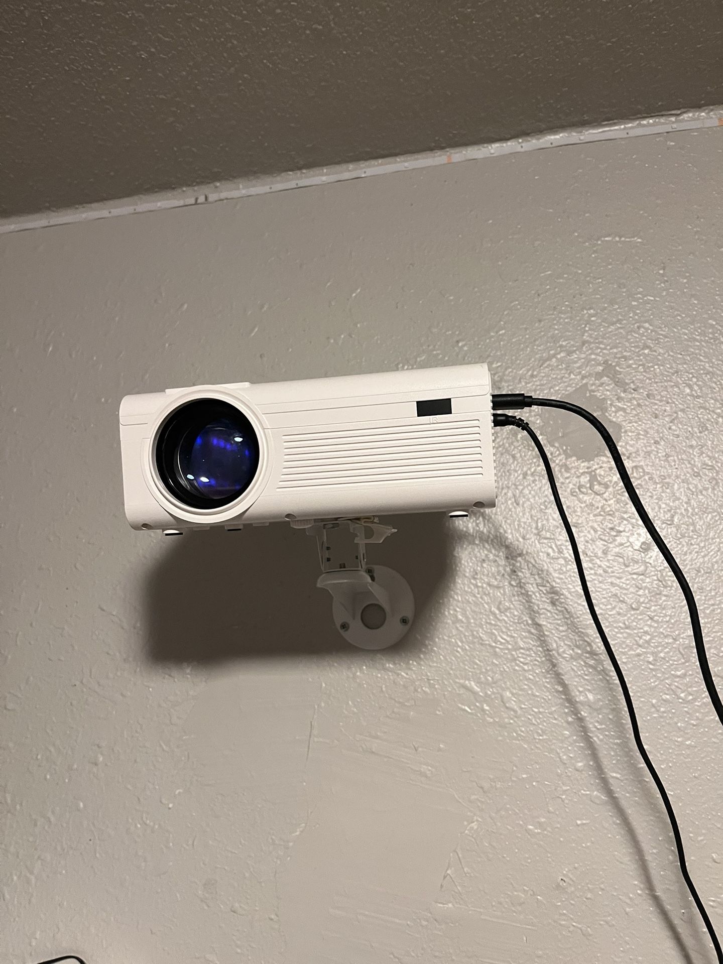 Projector With Screen