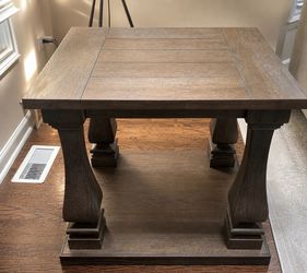 Side table brand new - unused - $65