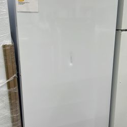 HISENSE 17.1 cu. ft. Frost Free Convertible Upright Freezer