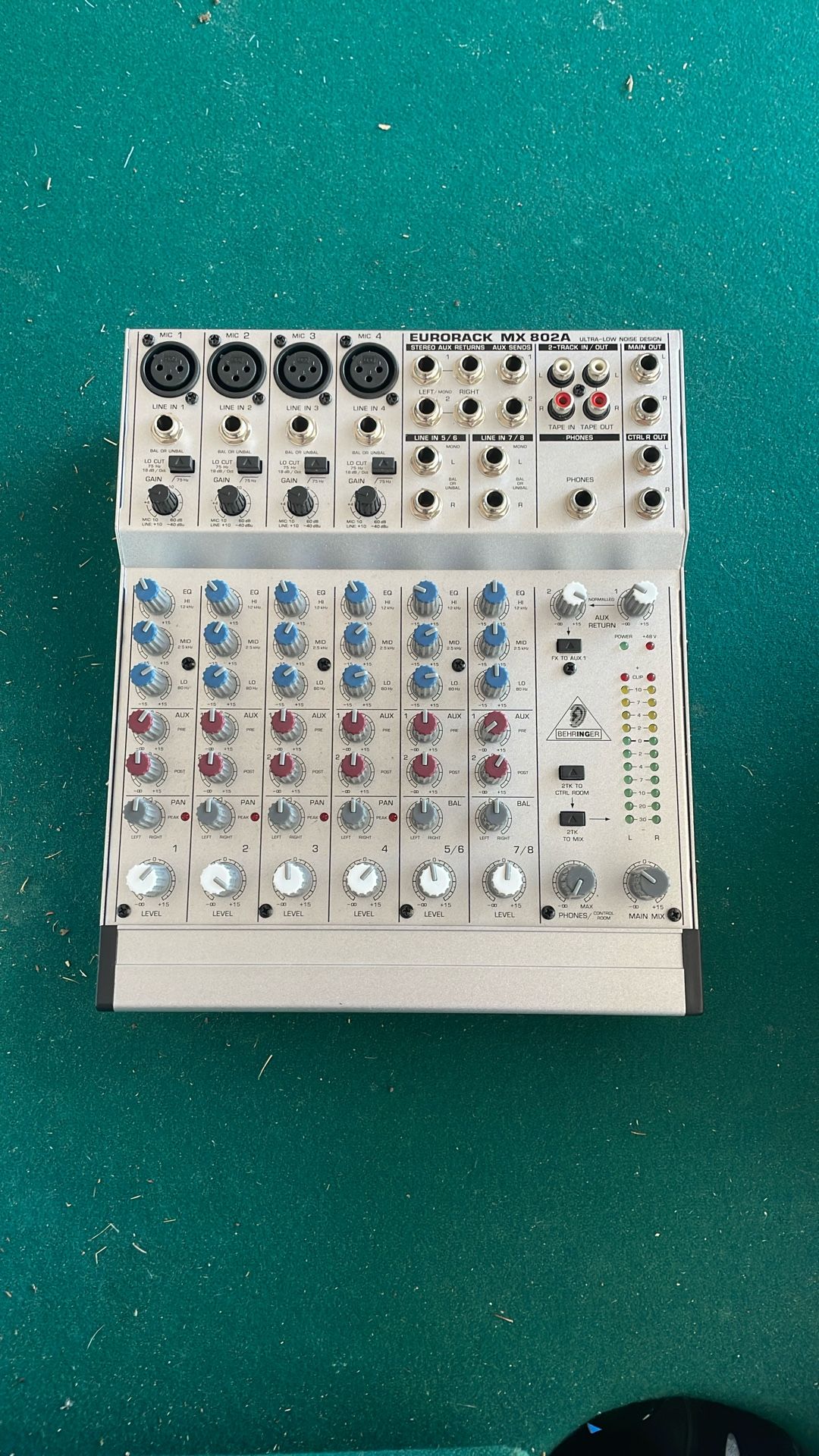 8 Channel Mic/Line Mixer