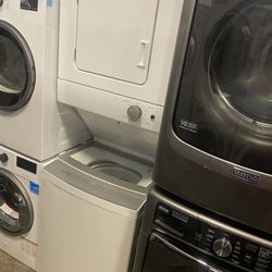WHIRLPOOL 24” WASHER DRYER COMBO SET ELECTRIC WORKS GREAT SERVICED WARRANTY DELIVERY 