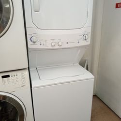 GE Stackable 27" Washer And Dryer Electric 