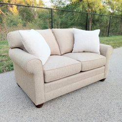 King Hickory Sofa - Free Delivery Today 