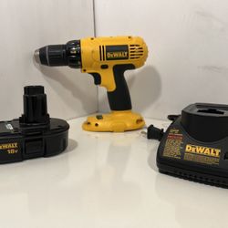 Dewalt 1/2in Drill with 18v Battery and Charger