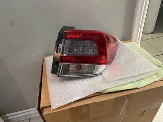 2017-2023 Subaru Impreza right taillight