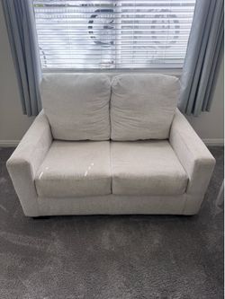 Pull out Couch size twin