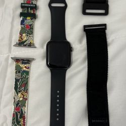 Apple watch SE 44mm Midnight With Bands