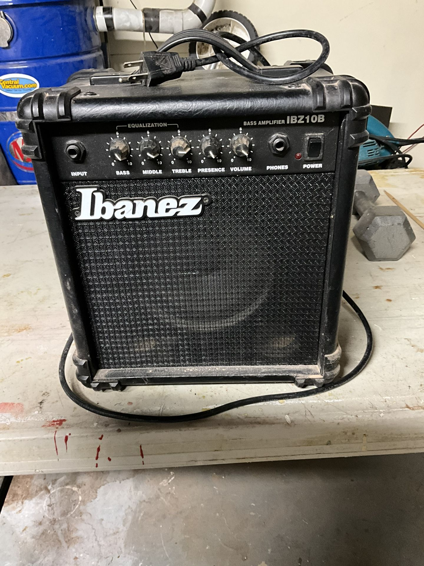 Ibanez Base Amp