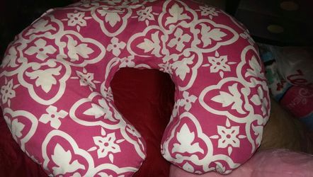 Boppy pillow