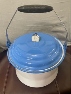 Art Deco 6 Qt Enamelware Lidded Pot - Booth #263 Antiques on Pierce 10-5PM