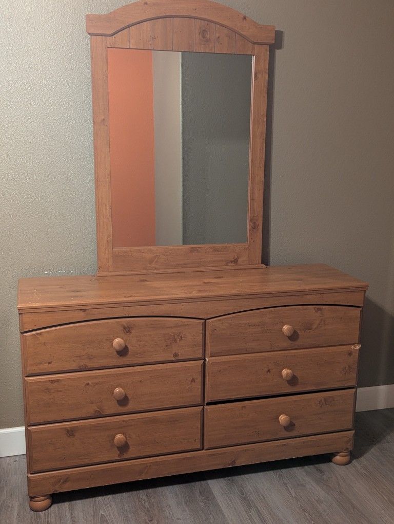 Dresser