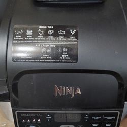 Ninja Foodi Grill AG300