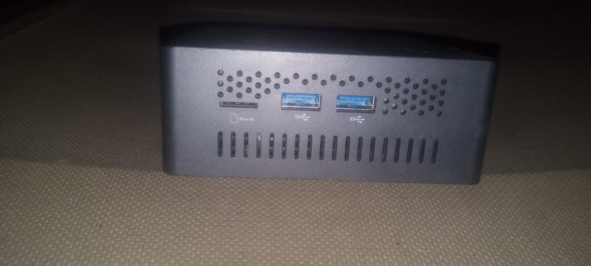 AWOW Mini PC Intel J4105 256GB SSD Windows 11 Pro Mini Desktop Computer 8GB