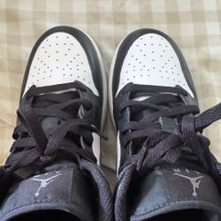 kids/women jordans