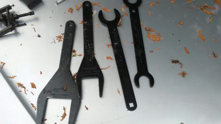 Autocraft fan clutch wrenches