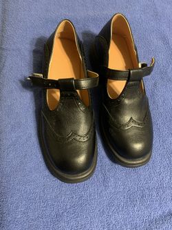 New Shoes Size 8