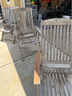 4 Teak grade A adjustable chairs and table