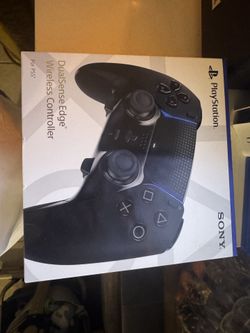 PlayStation 5 controller