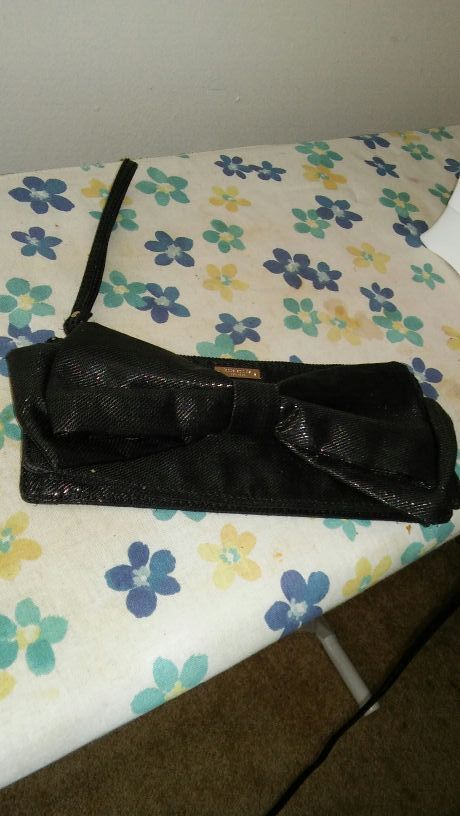 Kate Spade. Wristlet