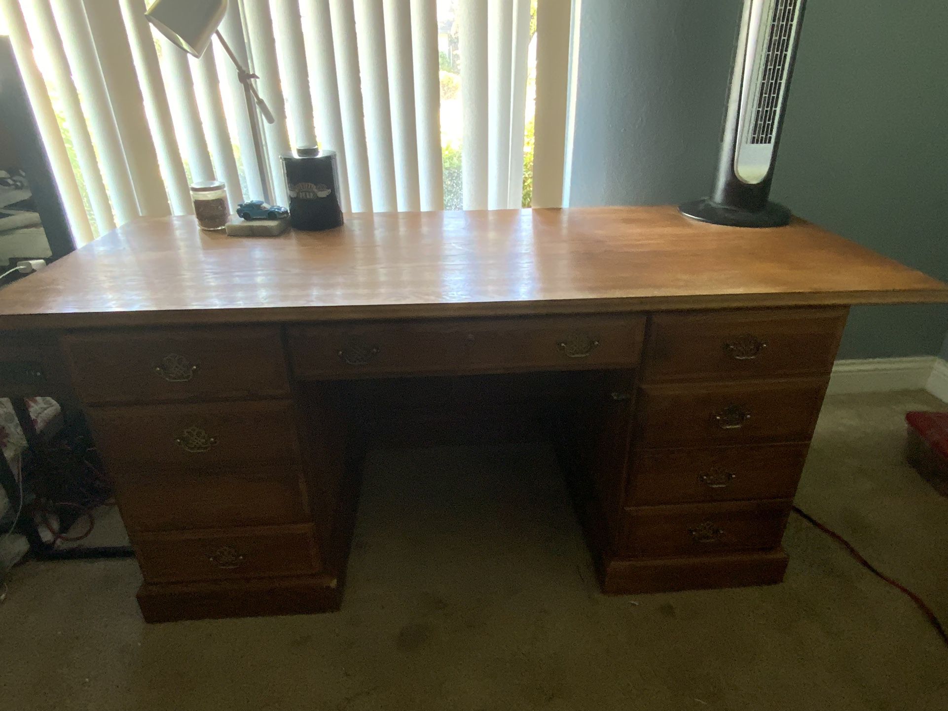 FREE 7 drawer Oak wood dresser/desk with Side Table