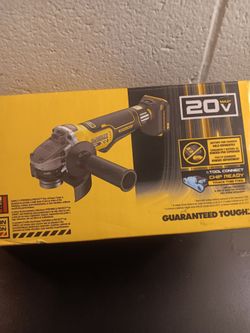 New dewalt Grinder