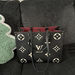 LV Louis Vuitton Onthego Bag 