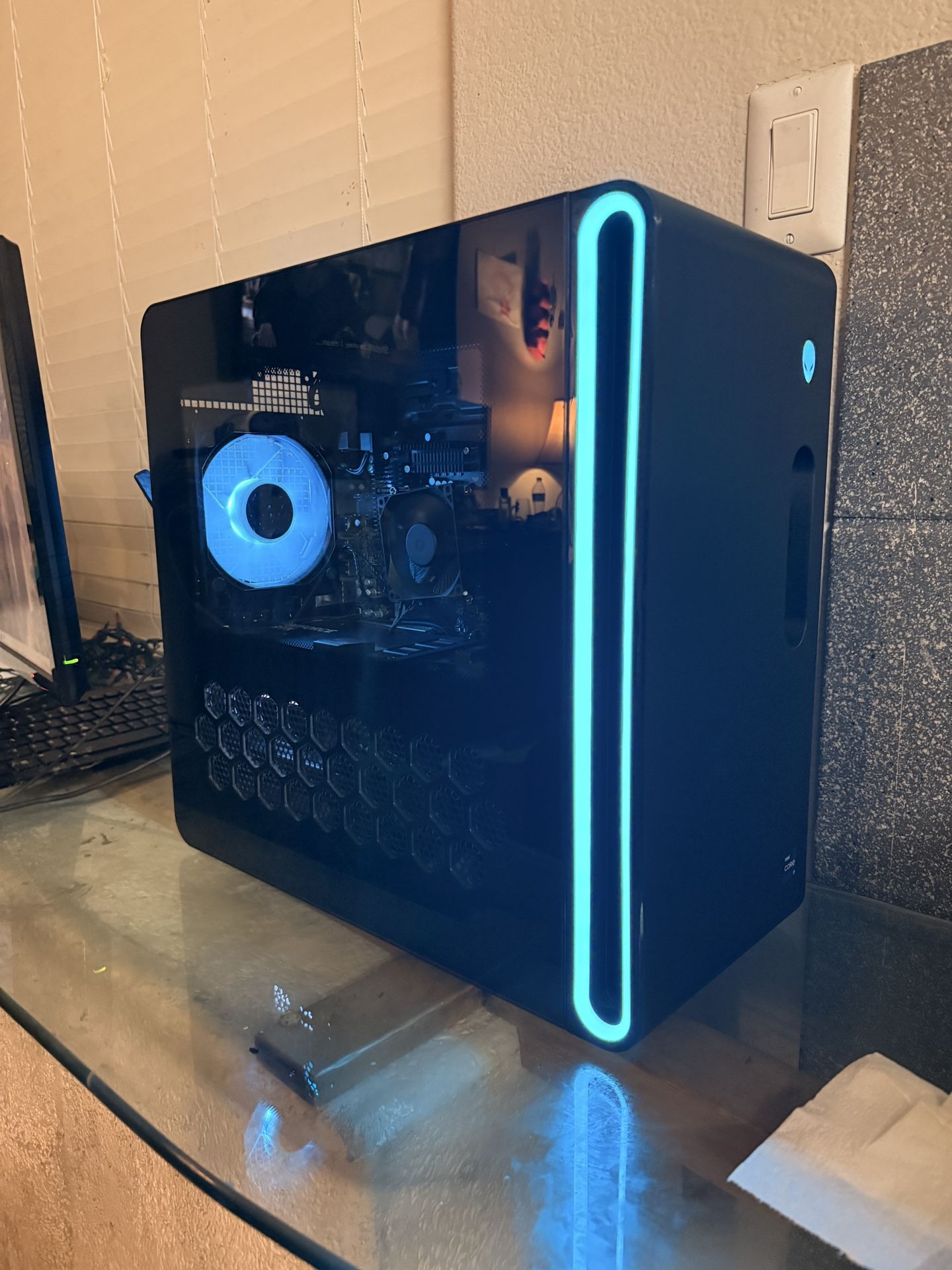 Alienware Desktop Aurora R16