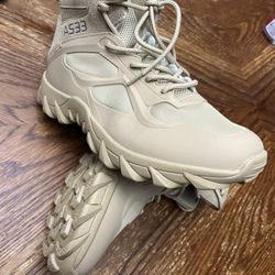 Size 10.5-11 Mens Tactical Boots