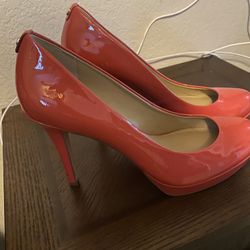 Micheal Kors Heels