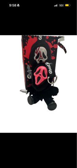 CultureFly Ghost Face Mystery Vinyl Plush Bag Clip Mini Black/Hot Pink Halloween