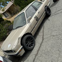 BMW E30 