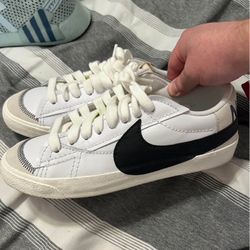 Men Size 11 Like New 