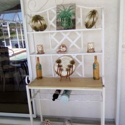 Etagere