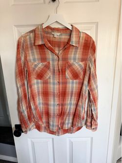 Lucky light button down