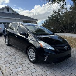 2013 Toyota Prius V