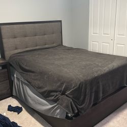 Queen Sided Bed Frame And Headboard 