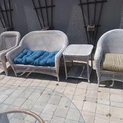 Heavy duty outdoor Resin Patio Set