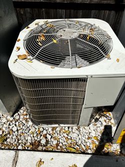 Coneeser trane r22 popped down2.5 working perfec