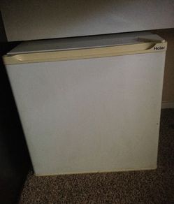 Haier mini fridge