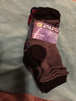 11 pair of boy socks , size 4,5,6c