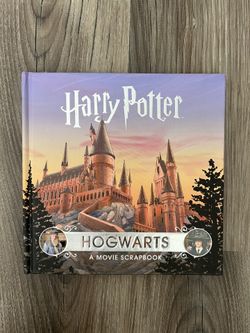 Harry Potter Hog warts Scrapbook