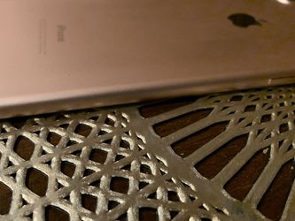 FACTORY UNLOCKED IPHONE 7 PLUS GOLD