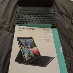 Logitech Slim Folio Pro  With Keyboard for IPAD Pro 11inch