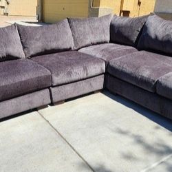 Large AFW Maren Sectional Couch + DELIVERY