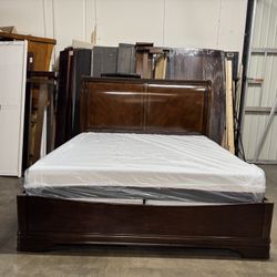 King Bed $360