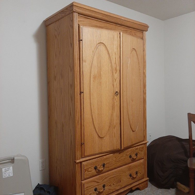 Oak Wood Cabinet
