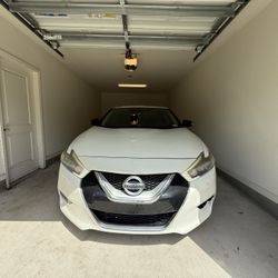 2017 Nissan Maxima